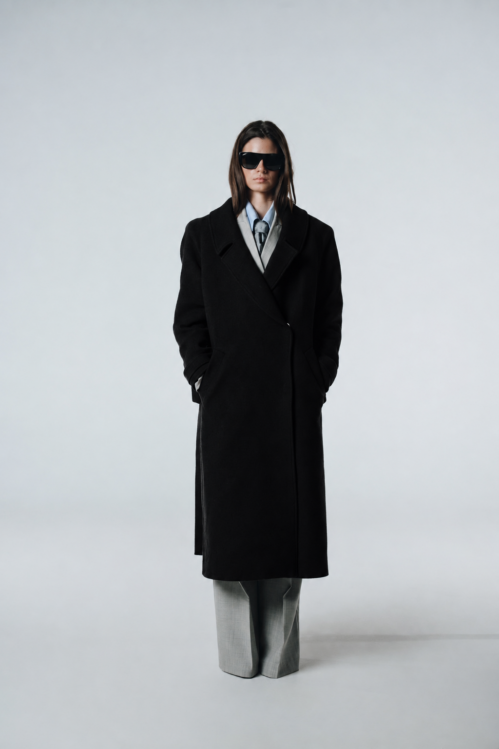Class Act Black Coat — prikaz 1
