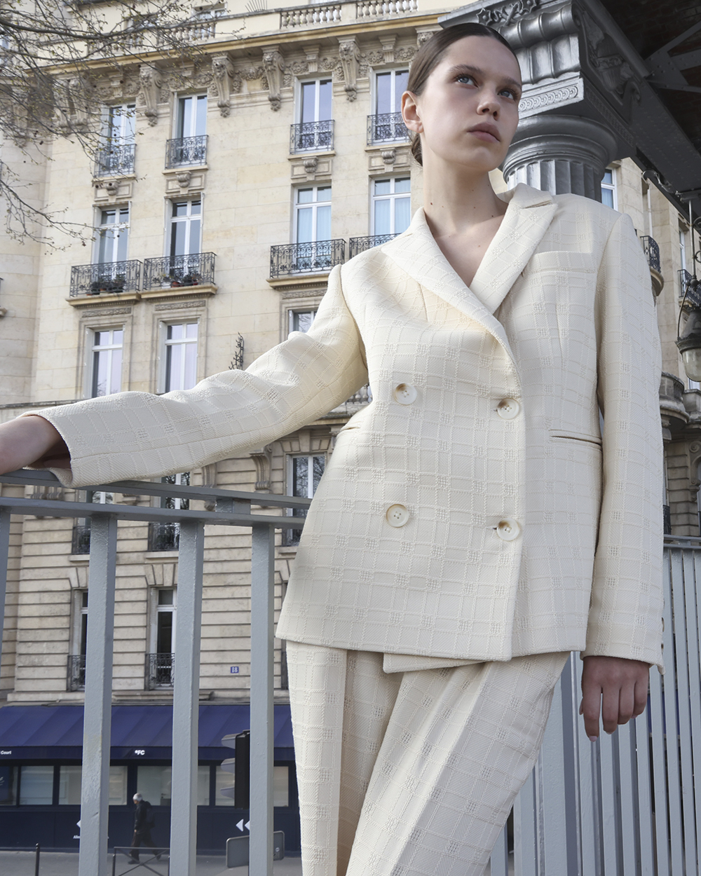 Blanche Suit — prikaz 4