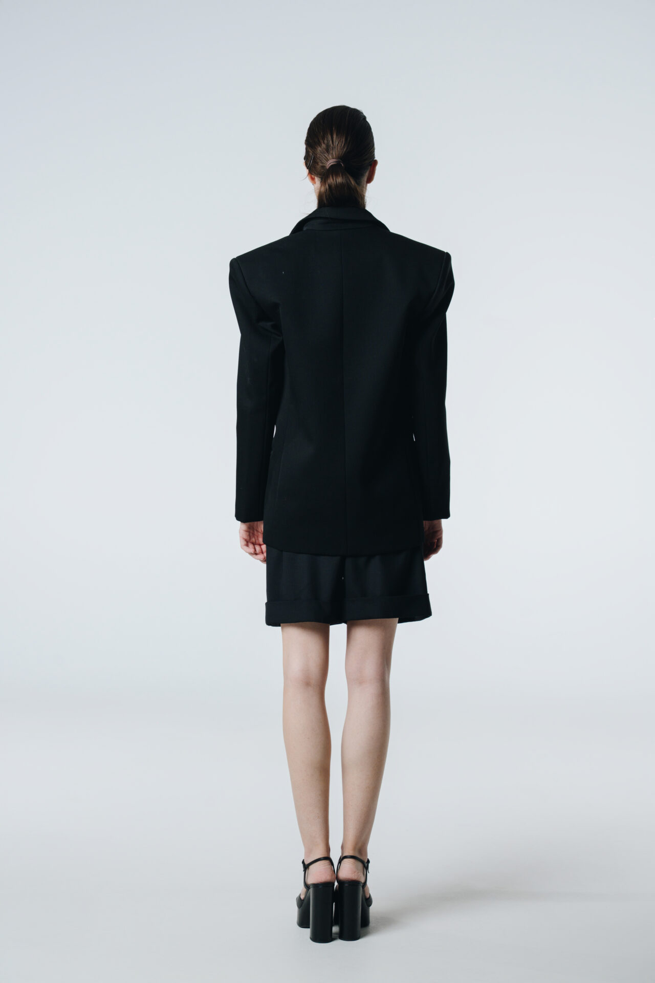 Junior Black Suit — prikaz 4