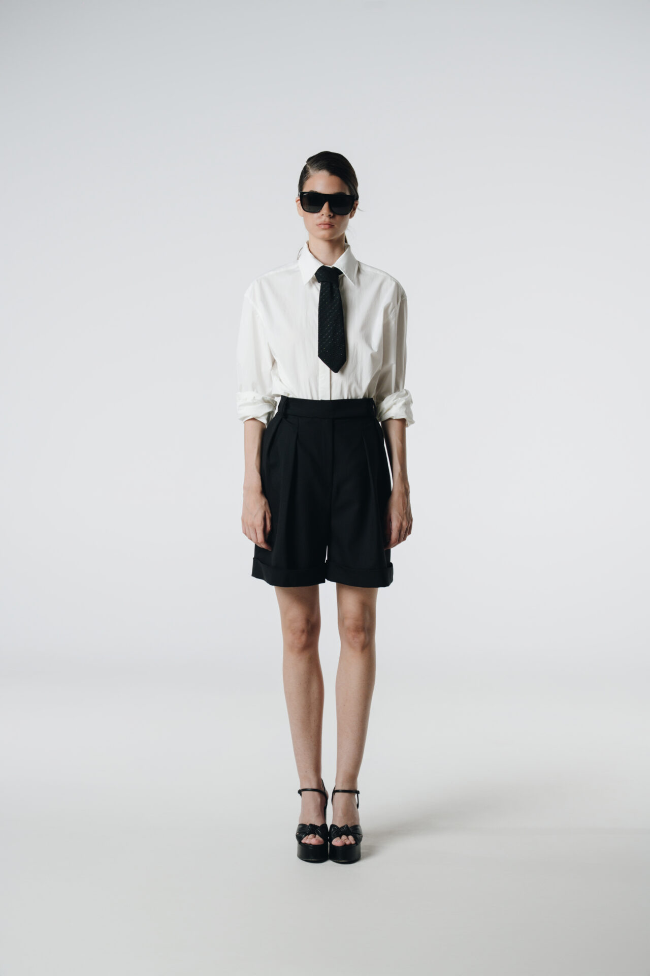 Junior Black Suit — prikaz 5