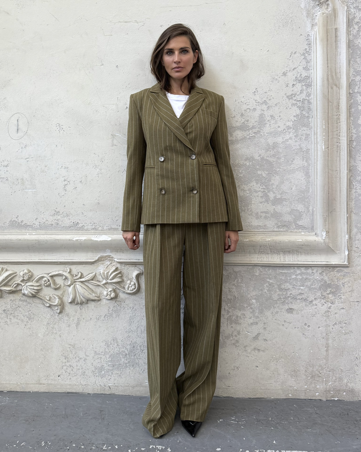 Verde Suit — prikaz 2