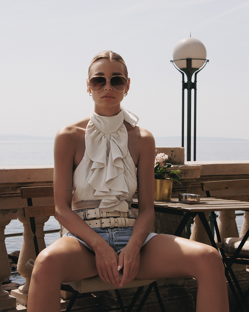 Glammy Off White Shirt — prikaz 4